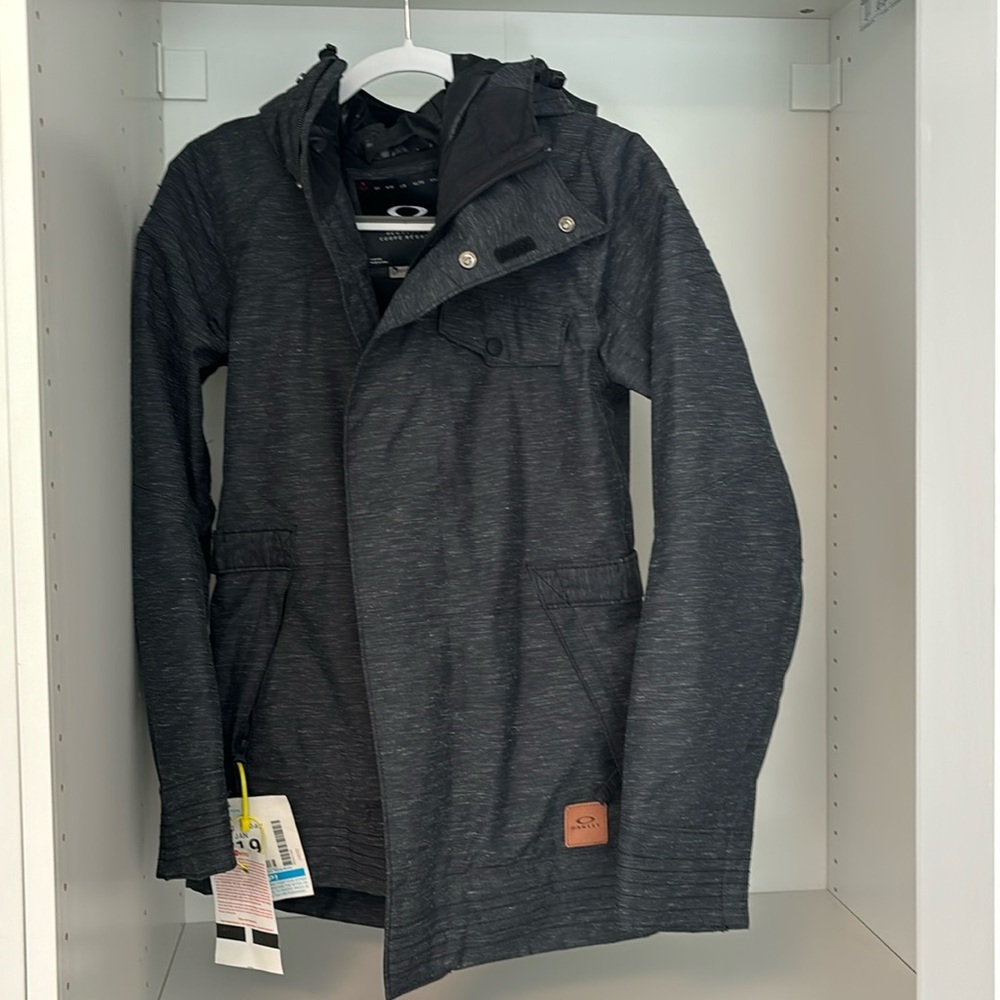 Oakley ski jacket